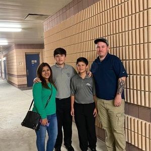 Meet your Posher, Luz